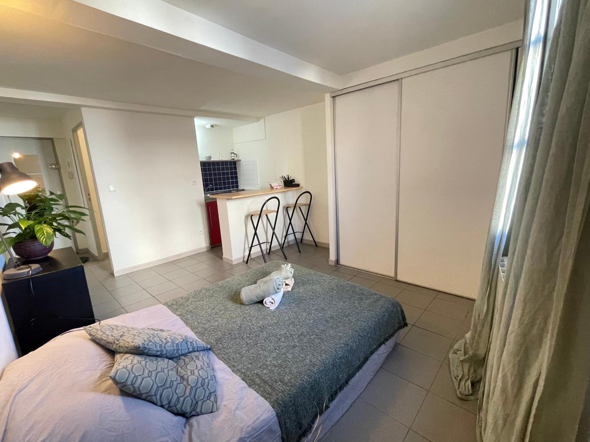 Studio Au Coeur De Montpellier Apartment Bagian luar foto